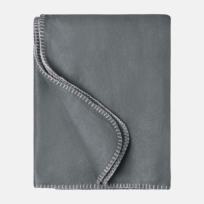 Multifunctional Fleece Deken met Borduring